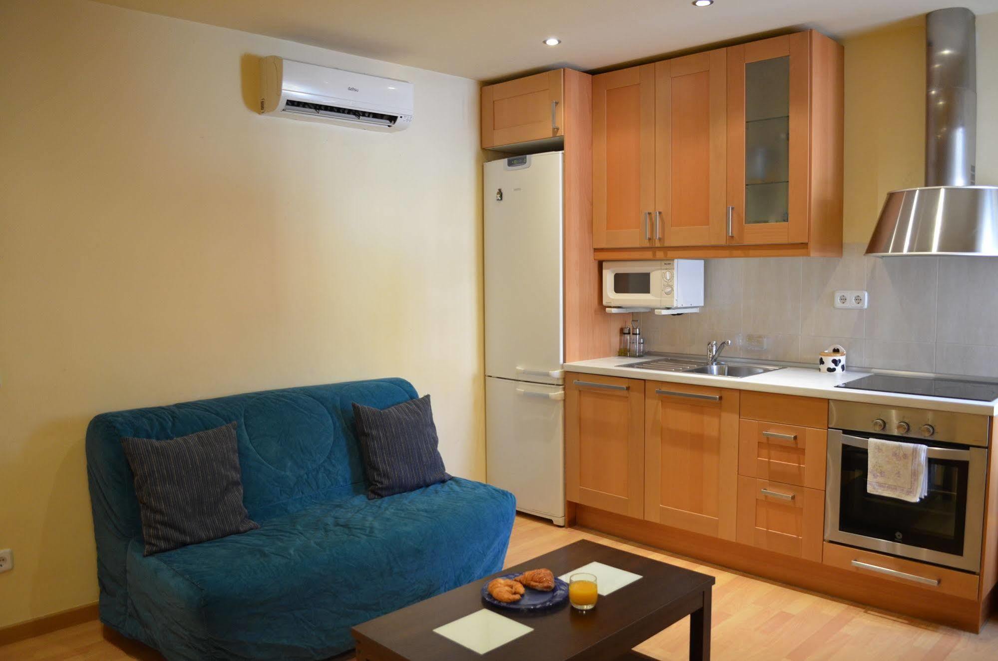 Apartment Bed&Bcn Sant Andreu II Barselona Dış mekan fotoğraf